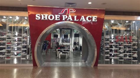 sunrise mall shoe stores.